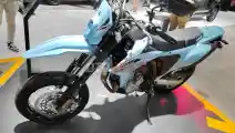 GALERI FOTO: Suzuki DR-Z4SM, Moge Supermoto yang Siap Masuk Indonesia