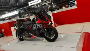 Bukan CVT, Italjet Dragster 459 Twin 2026 Pakai Transmisi SmartShift Berbasis AI