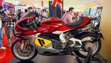 MV Agusta Superveloce 1000 Ago Resmi Tampil di IIMS 2026, Hanya 83 Unit Dunia