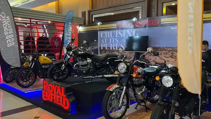 Isuzu Traga 50th Special Edition: Inovasi dan Penghormatan Lima Dekade di GIIAS 2025