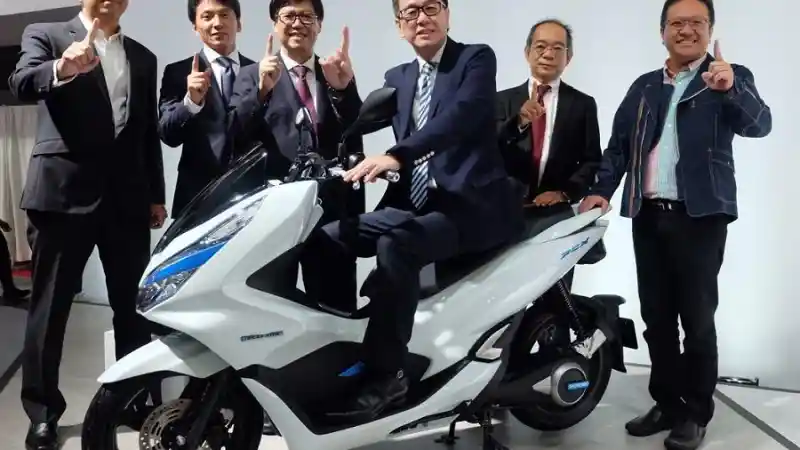 Catatan Akhir Tahun Ketika Kali Pertama All New Honda Pcx