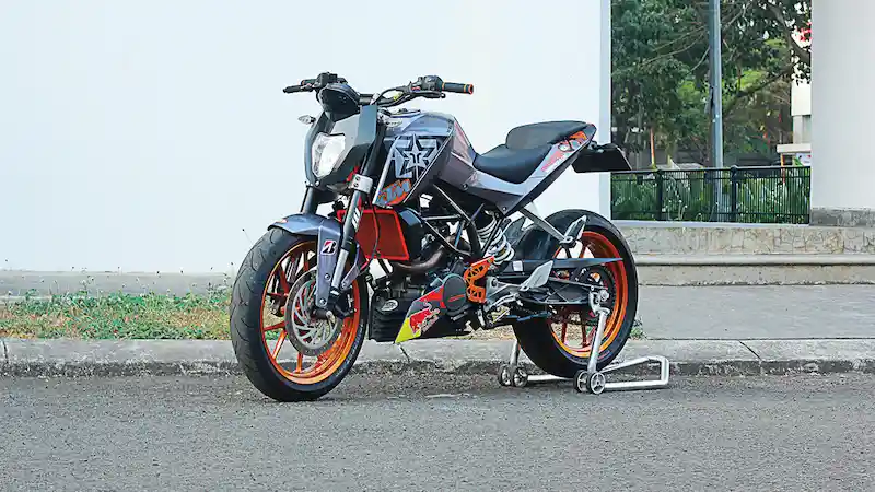 Modifikasi Ktm Duke 200 Full Powerparts