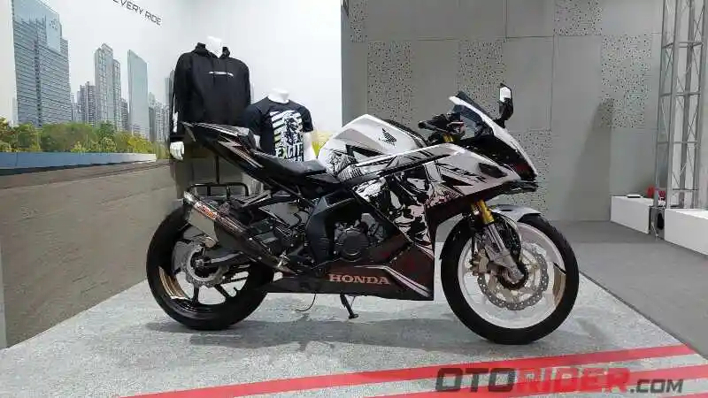 Harga Baru Honda CBR250RR Per April 2023