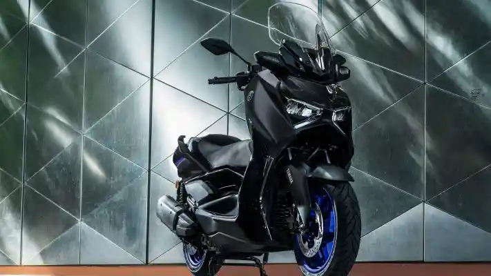 Detail Spesifikasi Lengkap Yamaha XMAX Connected Warna Baru 2024